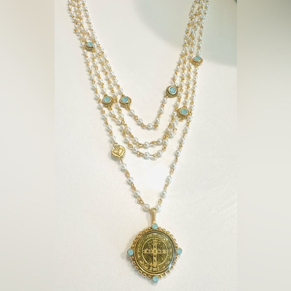 Elegant Gold and Turquoise Layered Necklace